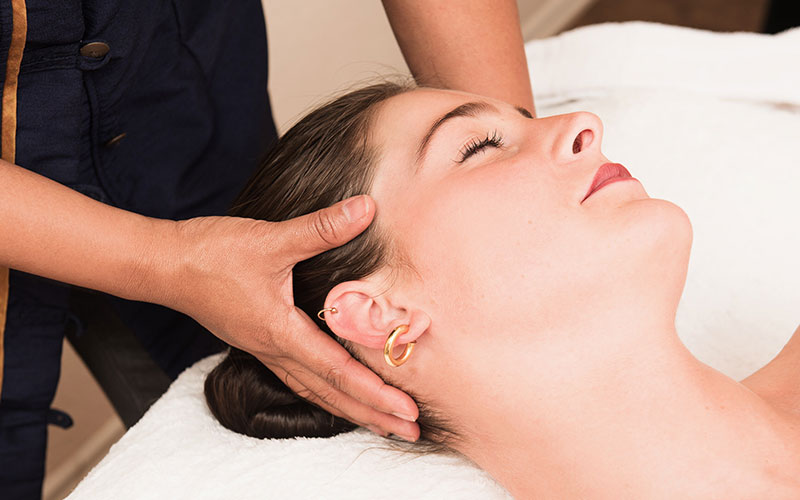 Teilkörper-Massage: Kopfmassage